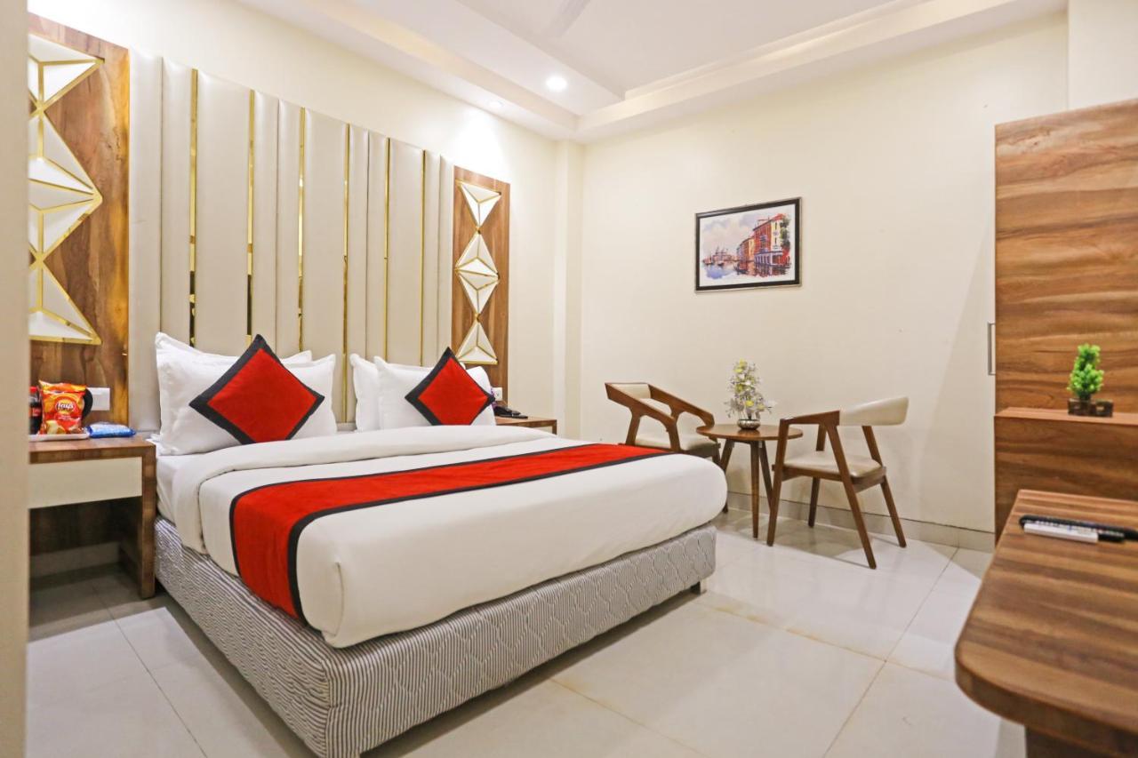 ניו דלהי Frank Stay-Newly Built Worth -2Mins Walk From Rk Ashram Metro Satation מראה חיצוני תמונה